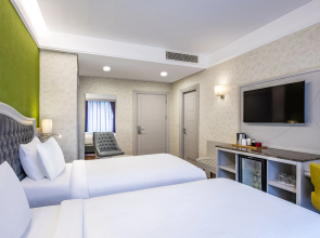 Отель Mercure Tbilisi Old Town