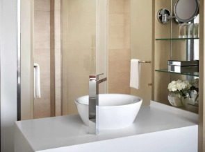 Отель Dubai Avani Ibn Battuta Hotel