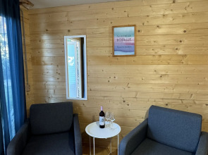 отель Sea Land Cottage