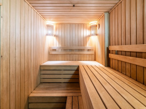 Гостевой комплекс с баней Вверх