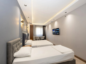 Отель Comfort Suites