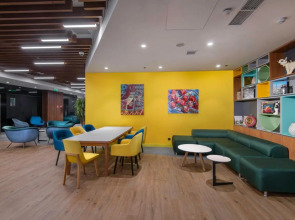 Отель Holiday Inn Yerevan Republic Square, an IHG Hotel