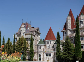 Resort Zamok U Morya