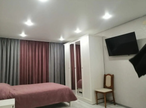 Kvartira Na Poberezhye Lodging House