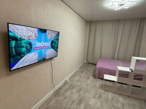 Stilnaya so Svezhim Remontom Flat