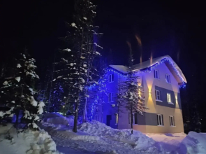 Uyutny novy dom v Sheregeshe Private house