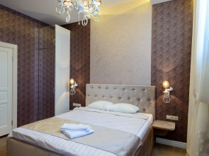 Меблированные комнаты  Серебряная лошадь