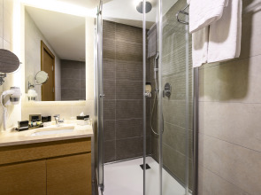 Отель La Quinta by Wyndham Istanbul Gunesli