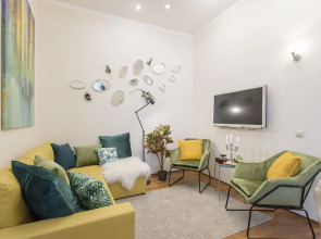 Квартира GM Apartments Стильная Трехкомнатная на Бульварном кольце