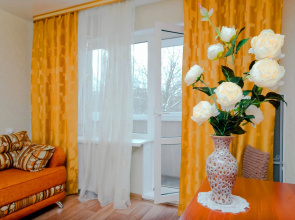 On Komsomolskaya Street Apartments