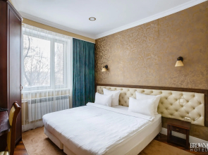 Отель Brown