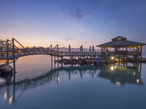 Отель Merit Crystal Cove Casino & SPA