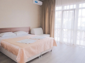 Faina Guest House