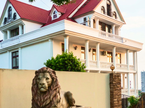 Loran Guest House