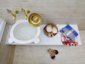 Отель HHK Hotel