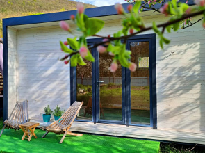 Dvuhmestniy Pod Zvezdami Cottage