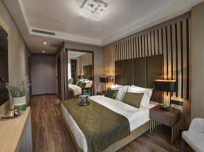 Отель Pell Palace Hotel & Spa