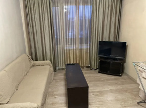 Na Transportnoy 13 Flat