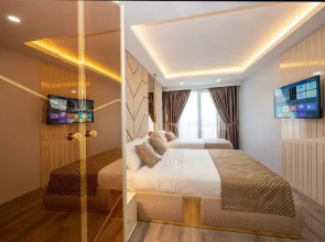 Luxury Airport Hotel by Zazzoni