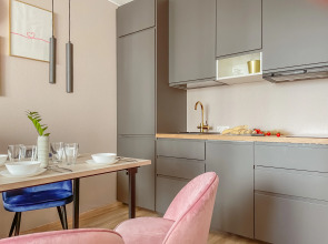 Апартаменты Двухкомнатные апартаменты с видом на Троицкий Собор