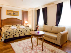 Отель Glk Premier Regency Suites & Spa
