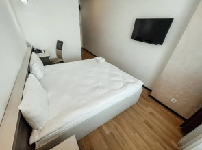 Отель Астра