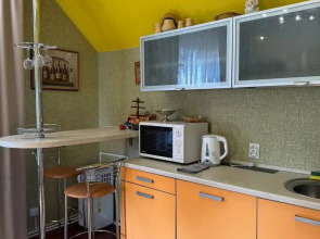 Гостевой Дом  У Звонницы монастыря с баней