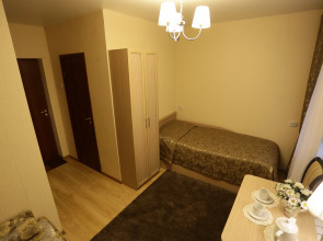 Отель Астра