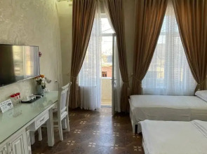 Отель Izumrud Palace