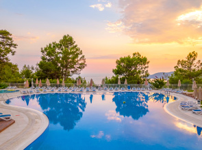 Garcia Resort & Spa