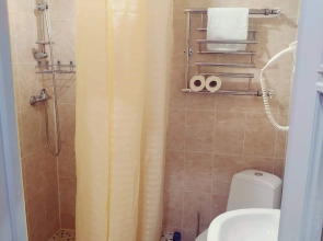 Отель Крона