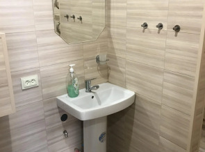 Апартаменты на Островского 33а