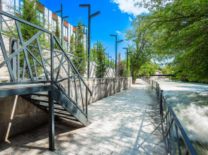 Отель River Inn