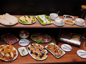 Отель Twelve Inn