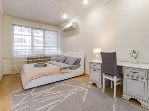 Vozle Naberezhnoy Flat
