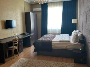 Отель Grand Mirror