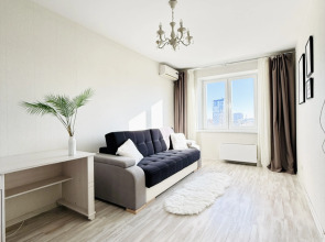 Апартаменты Шикарные трёхкомнатные в центре города вблизи Мамаева Кургана