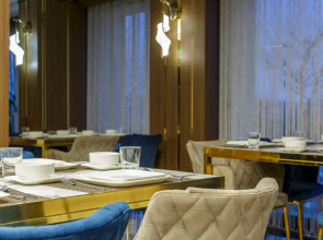 Trademark Collection by Wyndham Operla Airport Hotels