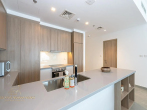 Апартаменты Marco Polo Fancy Marina Getaway With Mesmerizing Views