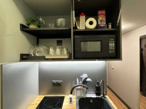 Двухуровневые Апартаменты на Нагорной с красивым видом из окна