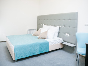 Апартаменты №4 у Тюменского областного суда