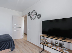 Апартаменты У нaс лучше, чeм дoма Sanset Героев Донбаса 10 кв 274