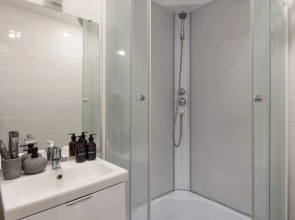 Апартаменты KrasLoft на Взлётной на 4 гостей