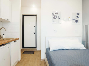 Апартаменты Вираж Возле Аэропорта на 2 Гостя