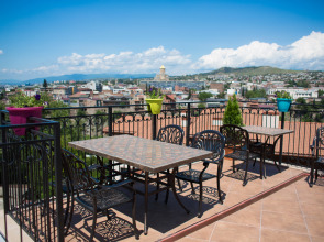 Отель Metekhi Line