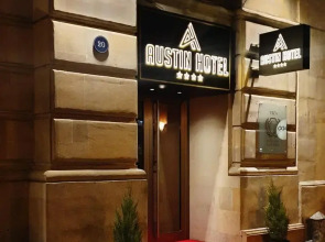 Отель Austin