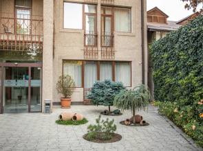 Отель Cascade Yerevan