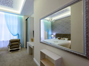 Меблированные комнаты  Серебряная лошадь