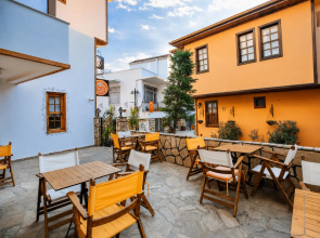 Patio Hotel