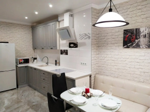 Улучшенные двухкомнатные апартаменты в центре